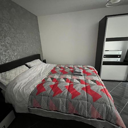 Apartament Spatios, Zona Centrala In Iasi Apartment ภายนอก รูปภาพ